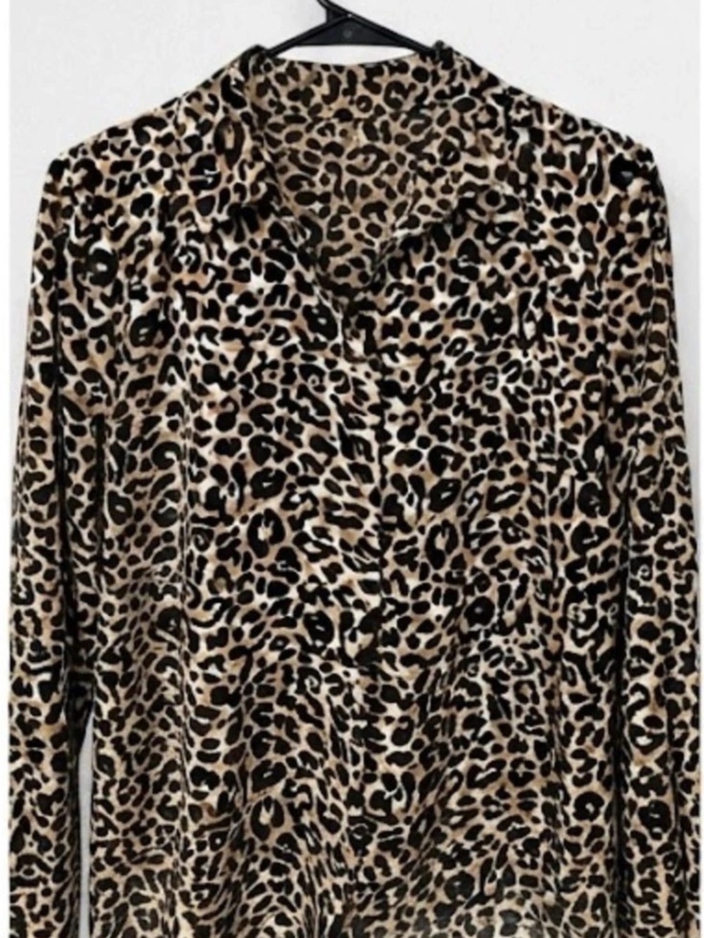 Tommy Hilfiger Leopard Print Button Down Size Small